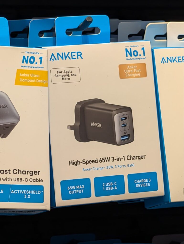 شارژر Anker 65W 3 پورت گان (Anker 65W 3-Port GaN Charger)